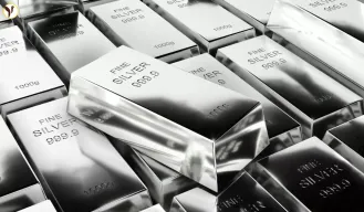 Silver Crosses ₹2.5 Lakh — Investors Didn’t See This Coming