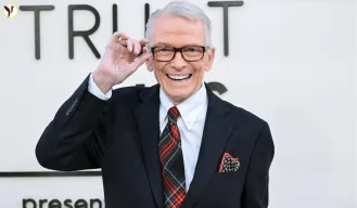 Bob Mackie Dies at 87