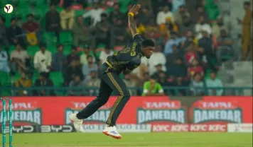 Peshawar Zalmi Upsets Islamabad United in Thrilling PSL Match