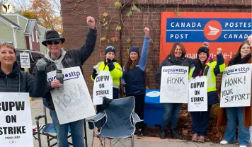 Canada postal workers strike 2025