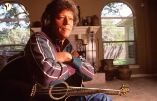 Country Legend Johnny Rodriguez Dies at 73