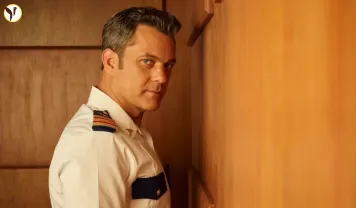 Watch Joshua Jackson's 