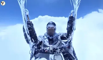 Chinese paraglider