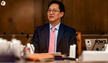 Santa Ono