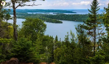 Isle Royale hikers found dead