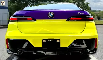 Is This the Worst Color Combo on a BMW Ever?