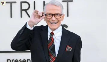 Bob Mackie Dies at 87