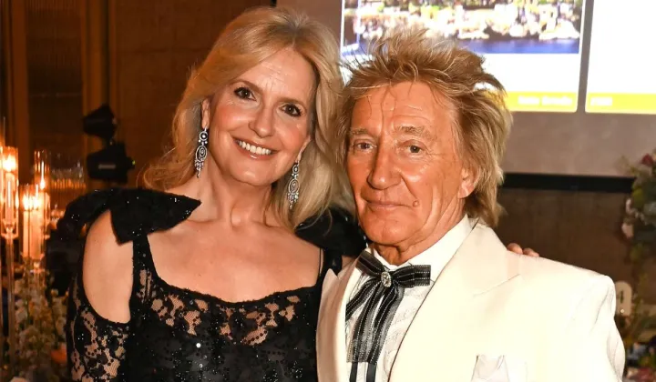 Rod Stewart Wife
