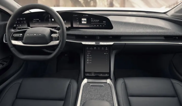 2025 Lucid Air 