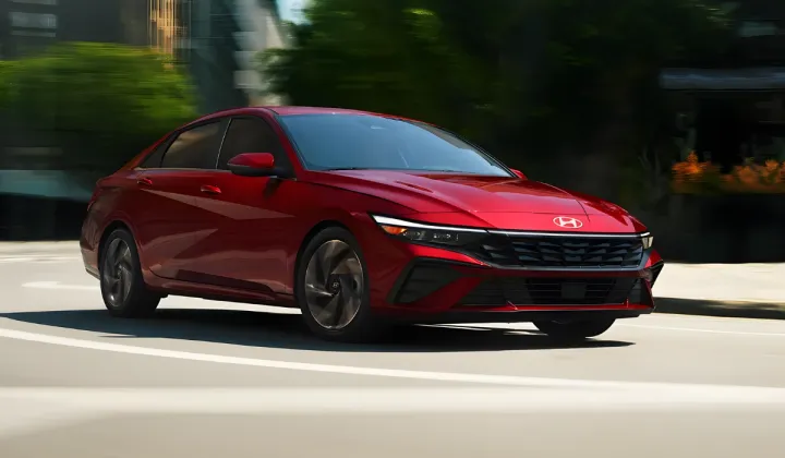2025 Hyundai Elantra 