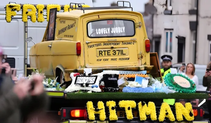 ricky hatton funeral car