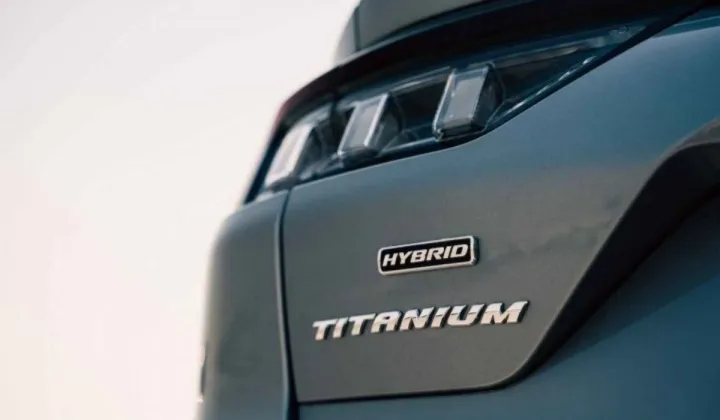 Ford Taurus Hybrid