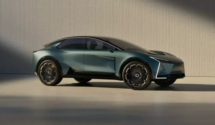 2025 Lexus LS Coupe Concept