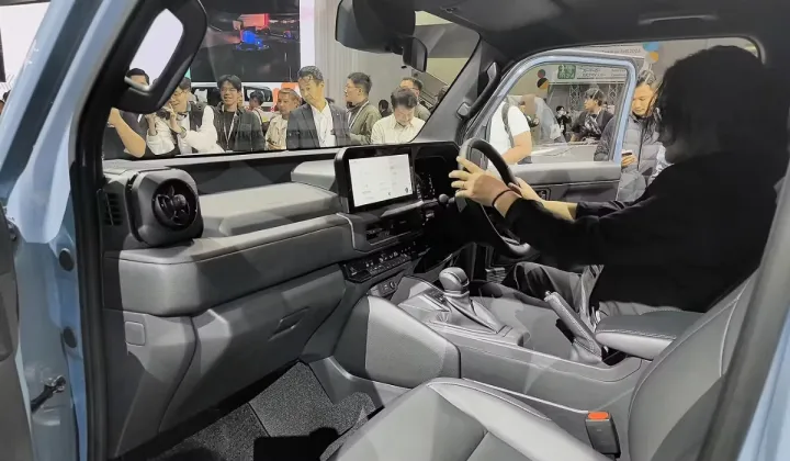 Toyota Land Cruiser FJ