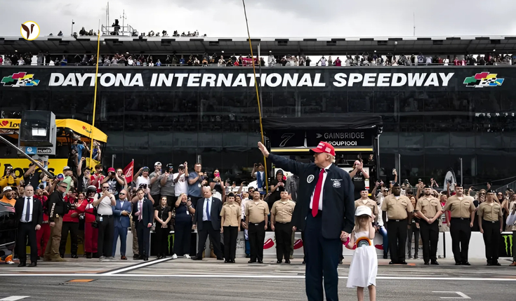 Trump Daytona 500 appearance amid US floods, criticism and support.