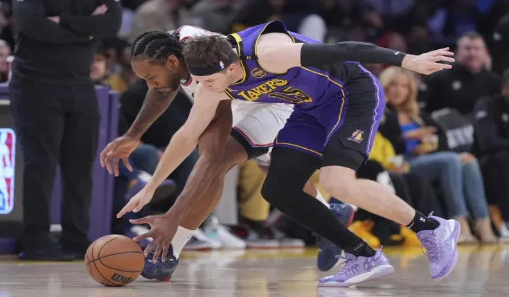 Reaves Injury Clouds Lakers-Clippers Rivalry