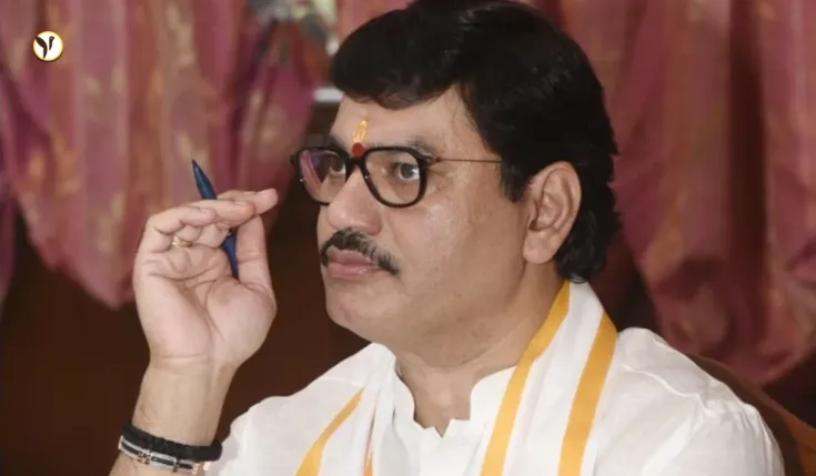 Dhananjay Munde resigns after controversy over the Santosh Deshmukh murder case.