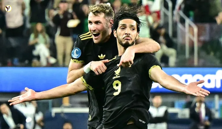 Jiménez's Double Sends Mexico to Concacaf Final