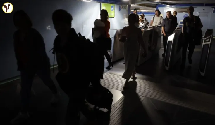 Spain's Renfe Grid Collapse Strands Thousands; Investigation Underway