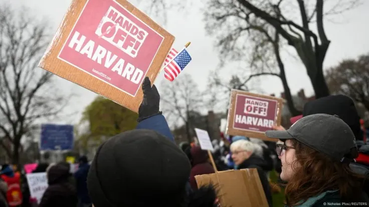 Harvard Defies Trump
