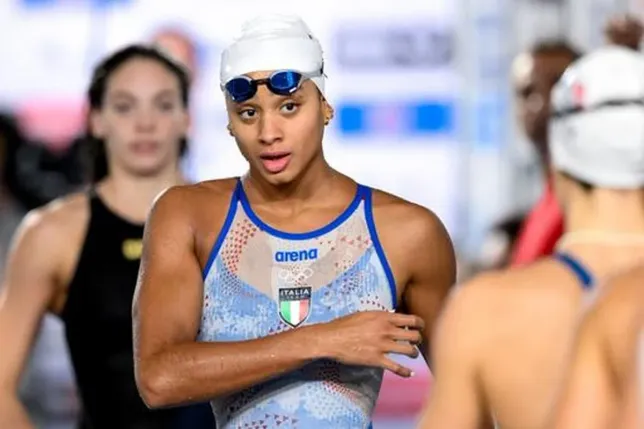Curtis Shatters Italian Record