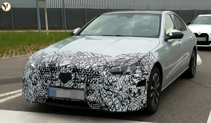 2025 Mercedes C-Class facelift