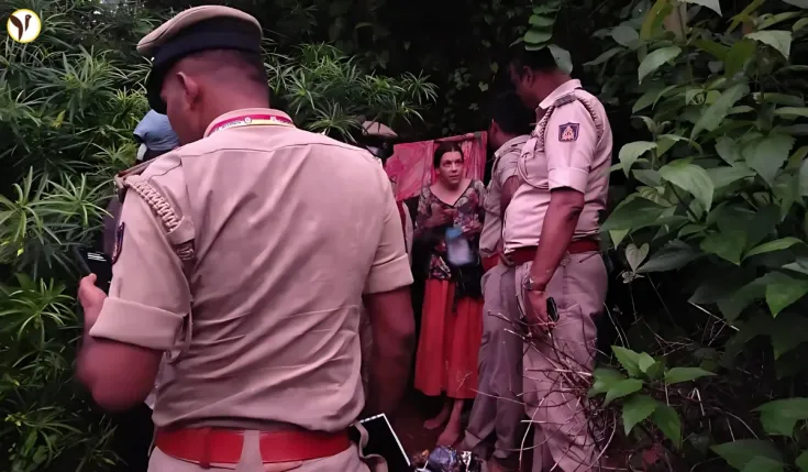 Russian Mom and Kids Found in Indian Forest Cave