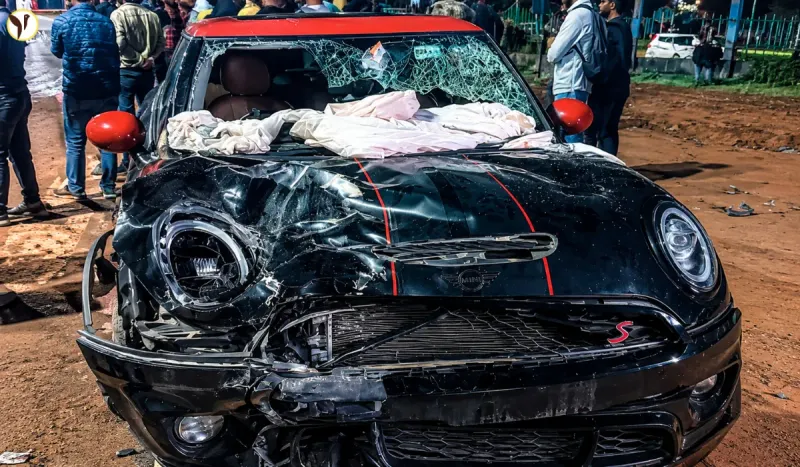 Mini Cooper Crash
